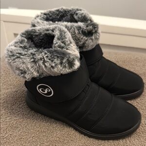 Women's Black Winter Boots